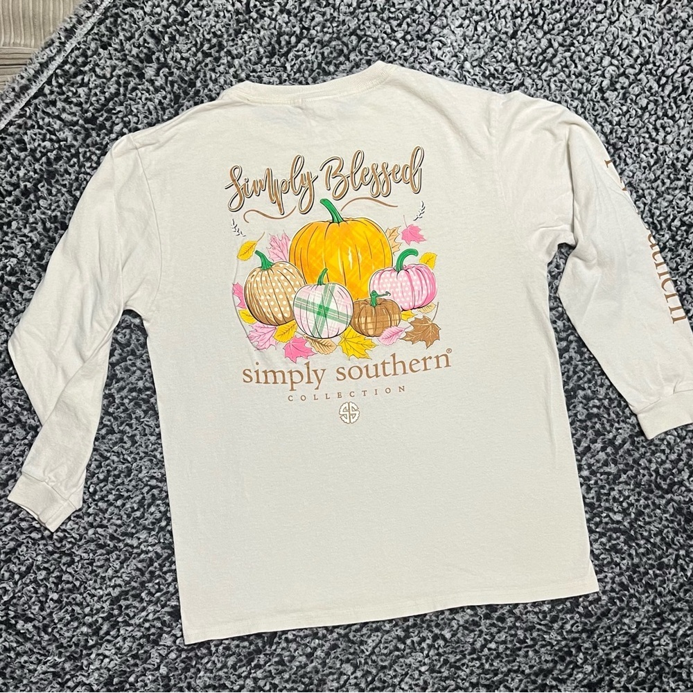 Simply Southern long-sleeved t-shirt - Picture 7 of 8